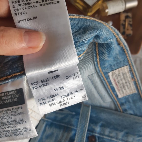 Levi's 501 Cut-Offs - Picture 6 of 6